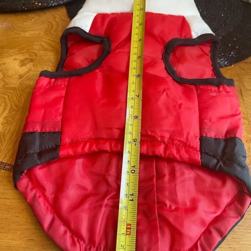 DOGGIE PUFFER Best w Leash clip and zip!